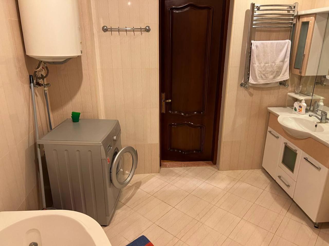 Sea View Couple Apartmant At Boulvard,Near Nizami Street 巴库 外观 照片